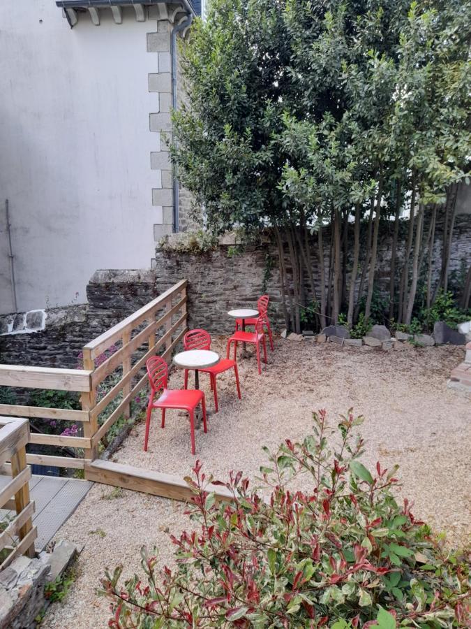 17, Face A La Gare Leilighet Lannion Eksteriør bilde